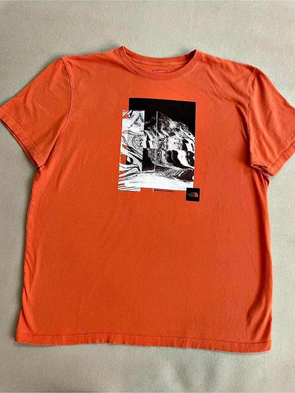 The North Face Coordinates T-Shirt Graphic Tee Orange XXL